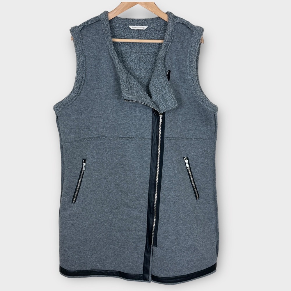 Soft Surroundings Sherpa Lined Gray‎ Zip Front Moto Vest Vegan Leather Trim L